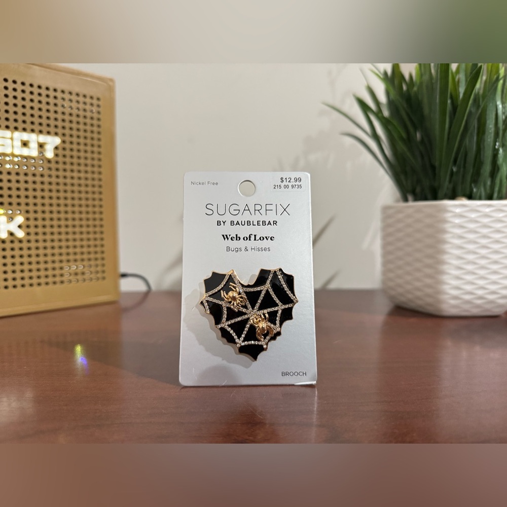 New Sugarfix by Baublebar Web of Love Brooch